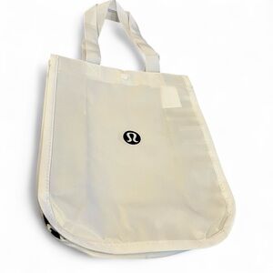 Small Lululemon White Tote/shopping Bag